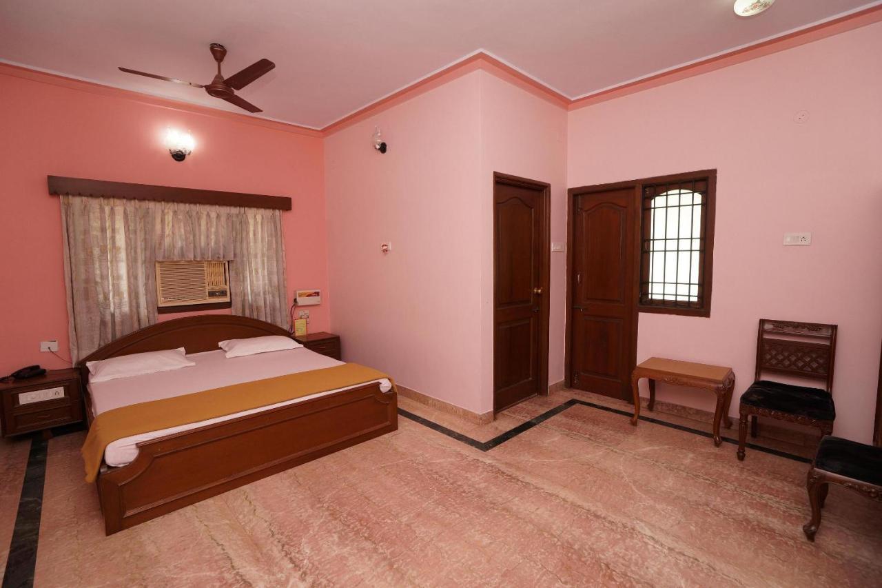 Lloyds Serviced Apartments,Krishna Street,T Nagar Τσενάι Εξωτερικό φωτογραφία