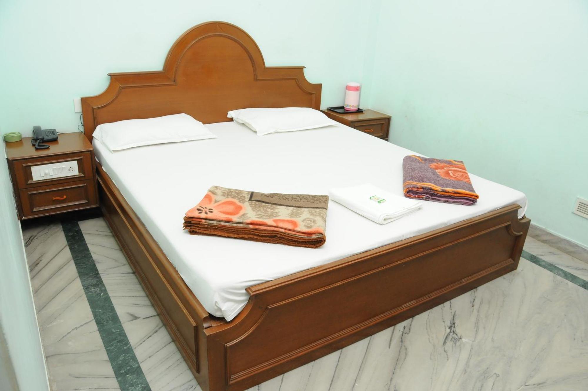 Lloyds Serviced Apartments,Krishna Street,T Nagar Τσενάι Δωμάτιο φωτογραφία