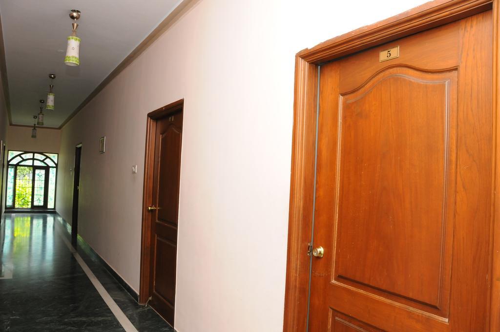 Lloyds Serviced Apartments,Krishna Street,T Nagar Τσενάι Δωμάτιο φωτογραφία