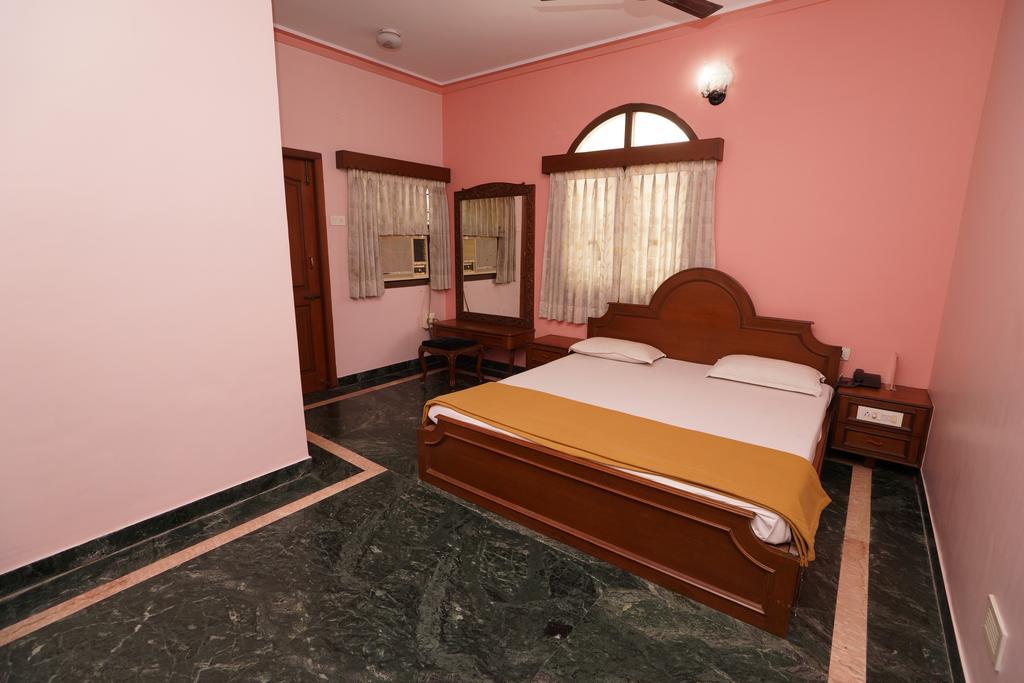 Lloyds Serviced Apartments,Krishna Street,T Nagar Τσενάι Εξωτερικό φωτογραφία