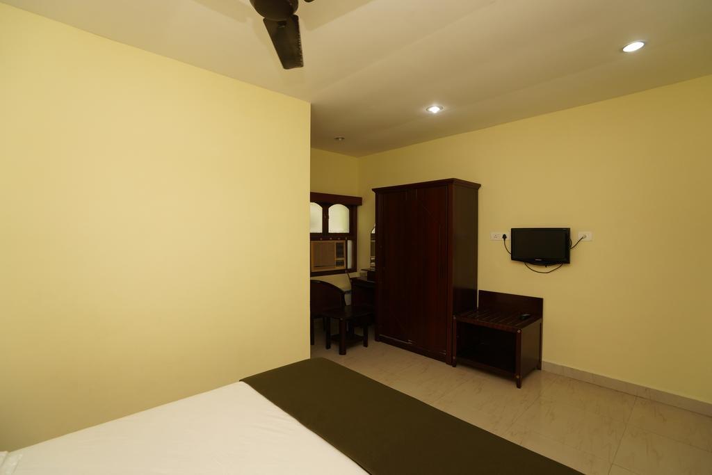 Lloyds Serviced Apartments,Krishna Street,T Nagar Τσενάι Εξωτερικό φωτογραφία